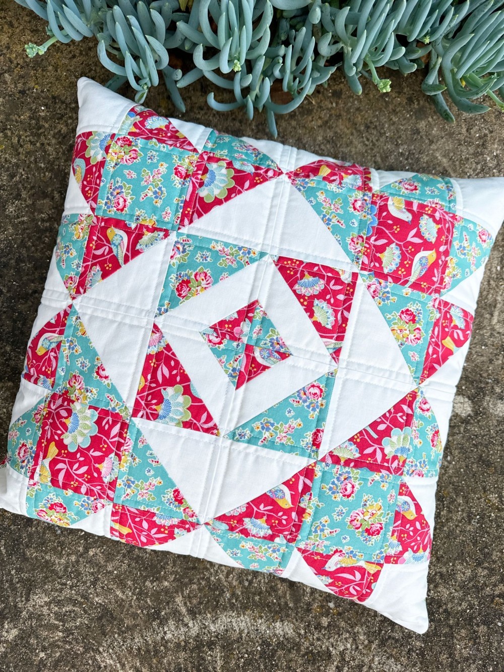 Jubilee Cushion Pattern by Emma Jean Jansen