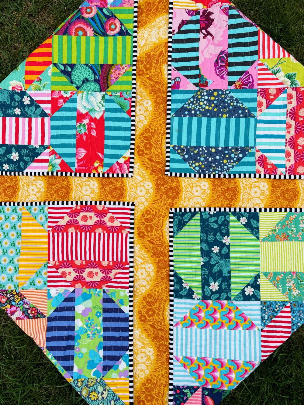 Round Trip Quilt Pattern by Emma Jean Jansen