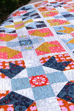 Load image into Gallery viewer, Kiss Goodnight Quilt Pattern - PDF
