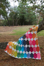 Load image into Gallery viewer, Somerset Avenue Quilt Pattern - PDF
