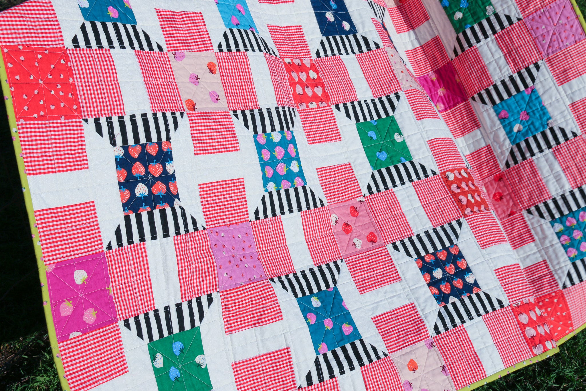 Strawberry Spools Quilt Pattern - Printed