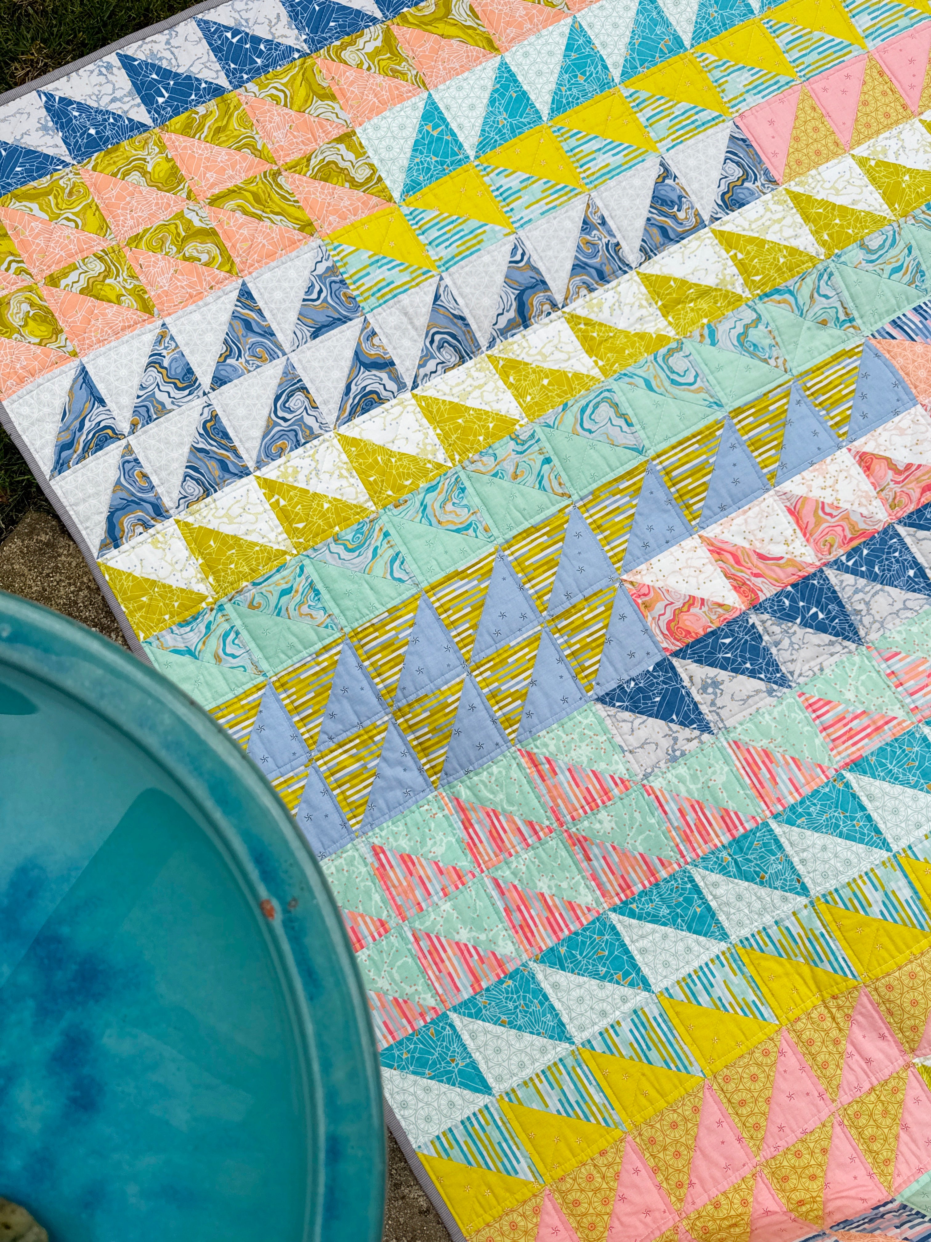 Go With The Flow Quilt Mini Pattern - PDF