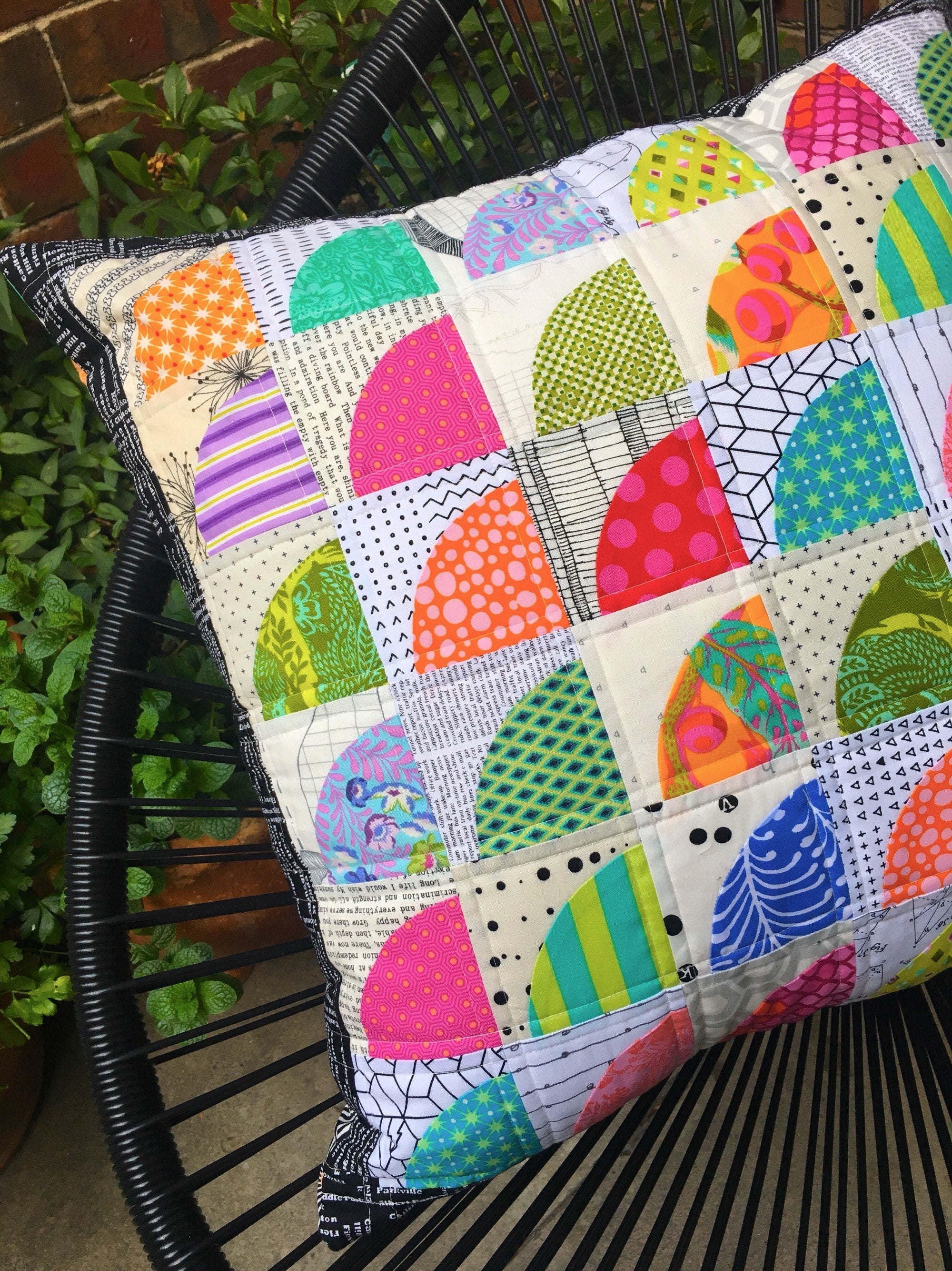 Tipsy Cushion Mini Pattern - PDF