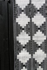 Load image into Gallery viewer, Buffy&#39;s Blocks Quilt Pattern - PDF
