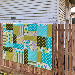 Decorator Throw Quilt Mini Pattern - PDF