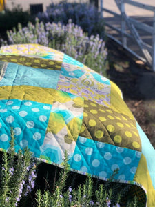 Decorator Throw Quilt Mini Pattern - PDF