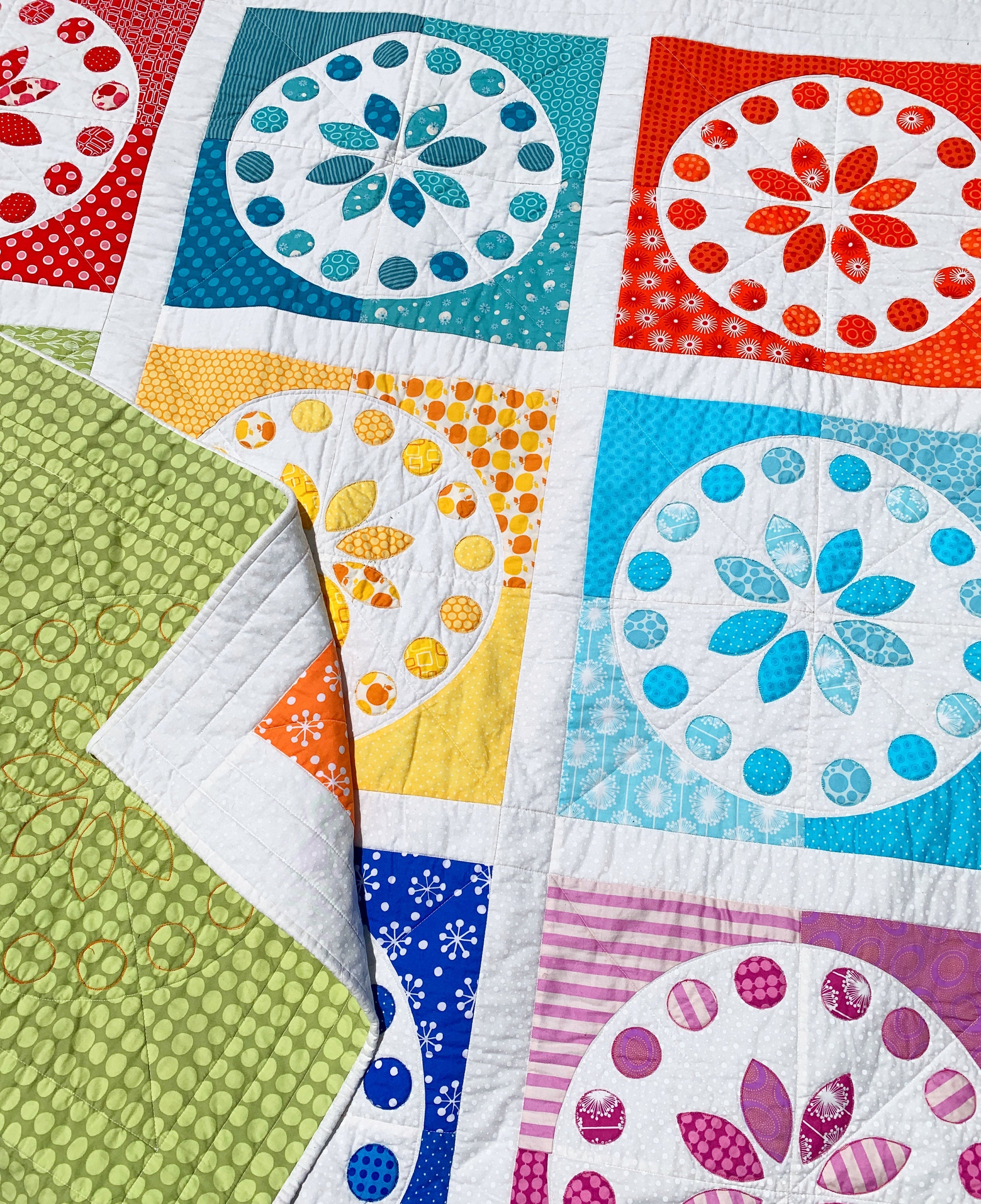 Rainbow Circles Quilt Pattern - PDF