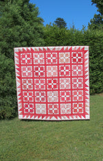 Load image into Gallery viewer, Bear&#39;s Paw Quilt Pattern - PDF
